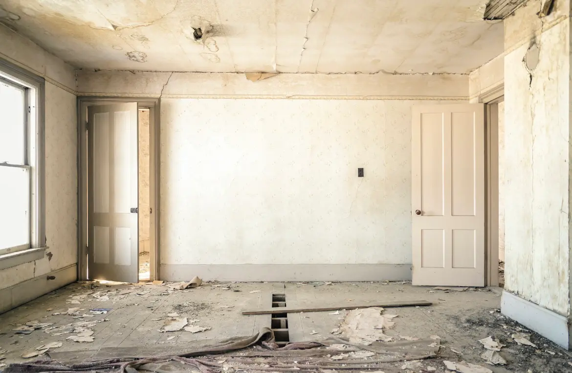 Waste disposal crew managing a cleanout project in Rio Dell